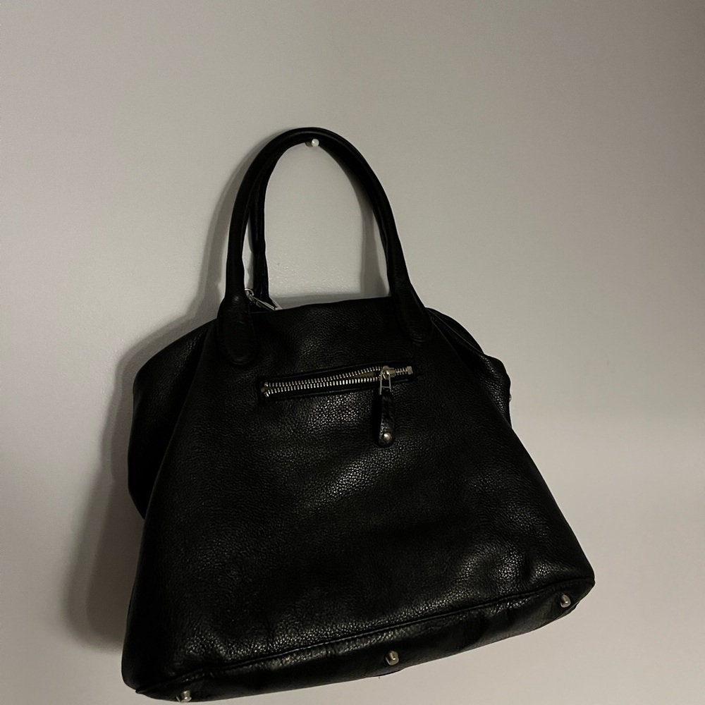 Elegant Roots Black Authentic Leather Handbag - Picture 1 of 6